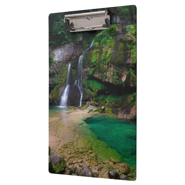 Atemberaubender Wasserfall Virje, Slowenien Poster Klemmbrett (Links)