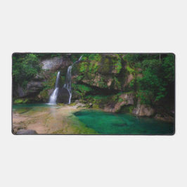Atemberaubender Wasserfall Virje, Slowenien Poster Schreibtischunterlage