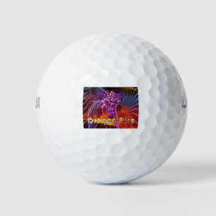 Atembermendes Drachen-Feuer-Design Golfball