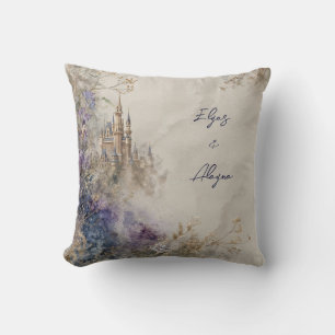 Ätherische Aquarell-Lila Burg Elegante Hochzeit Kissen