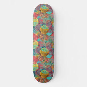 Ätherische goldene Blüten - Nahtlose Blumenharmoni Skateboard