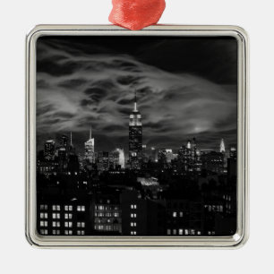 Ätherische Wolken: NYC-Skyline, Emp St Bldg SW Silbernes Ornament