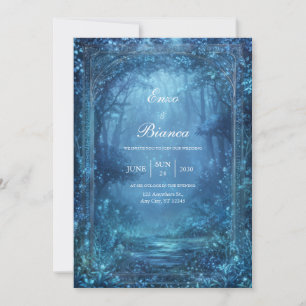 Ätherischer leuchtend blauer Magiewald Hochzeit Einladung