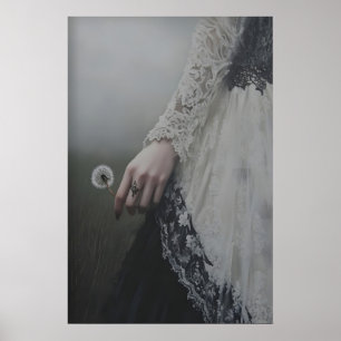 Ätherischer Löwenzahnwunschschwarze gotische Damen Poster