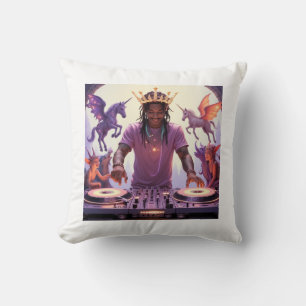 Ätherischer Rhythmus: Fantasy-DJ-Kissen-Design Kissen