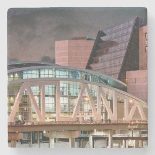 ATLANTA, Philips-Arena-Brücke, Steinuntersetzer