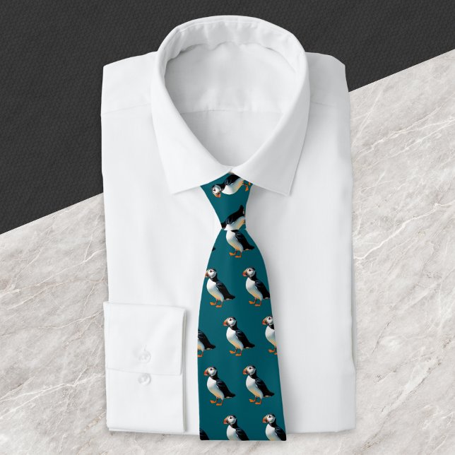 Atlantic Puffins Dark Ocean Blue Wildlife Pattern Krawatte (A stylish tie in teal, patterned with Atlantic puffin birds)