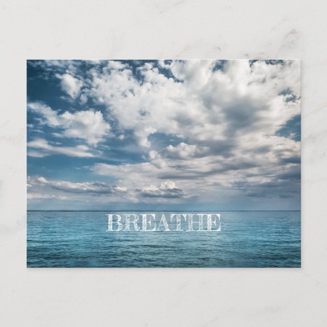 Atmen Sie mit Wolken auf dem Türkismeer Postkarte (Vorderseite)