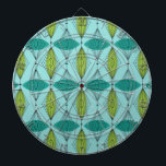 Atomogen und Sternexplosionen-Dart-Zentralstelle Dartscheibe<br><div class="desc">Oh, Mann! Es ist ein Atomic Ogee und Sternexplosionen Dart Board! Es ist eine moderne, klassische Interpretation (eine moderne, um genau zu sein, Mitte des Jahrhunderts). Dieses Design zeichnet sich durch einen aquaischen Hintergrund aus, der aquamarine und grüne ovale Formen mit schwarzen, vertikalen Linien atomarer Diamanten und Sternexplosionen überragt. Dieses...</div>
