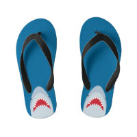 Attaques de requins Les tongs des enfants