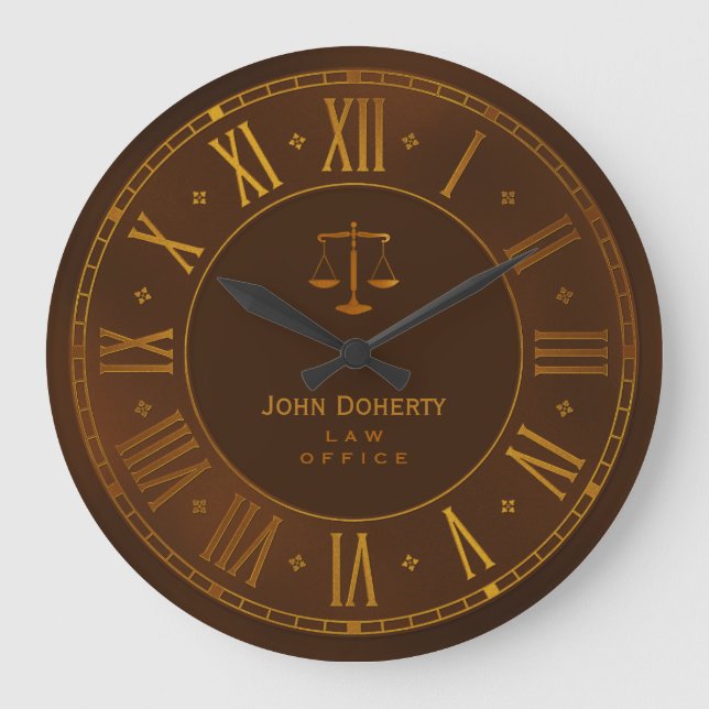 ATTORNEY AT LAW | Elegant Brown Personalizable Große Wanduhr (Vorderseite)