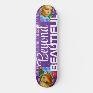 AU-DELÀ DE LA BEAUTÉ. Skateboard