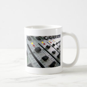 Audiomischer Kaffeetasse