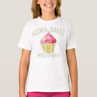 Audra des filles fait le T-shirt cuire au four de