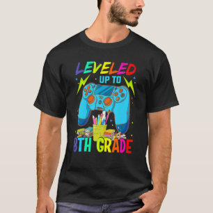 Auf 8. Klasse Gamer-Niveau aufgestiegen Zurück zur T-Shirt