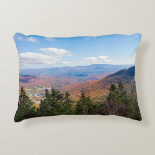 auf dem Mount Mansfield mit Blick auf die Bucht Dekokissen