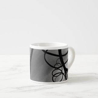 Auf dem Raster: Abstrakt grau, schwarz und weiß Espressotasse