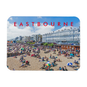 Auf dem Strand an Eastbourne-Kühlschrankmagnet Magnet