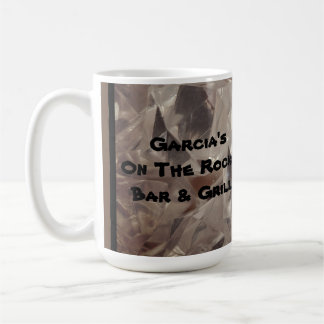 Auf den Felsen Kaffeetasse