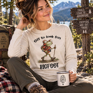 Auf der Suche nach Bigfoot Lustiger Wandernder Fro Tri-Blend Shirt