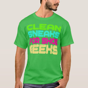 auf der Suche nach einem bunten und fantastischen T-Shirt