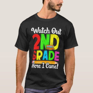 Auf der zweiten Stufe komme ich zum ersten Mal zur T-Shirt