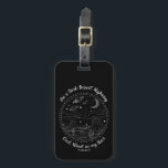 Auf einem dunklen Wüste Highway Travel Mountain Ca Gepäckanhänger<br><div class="desc">Auf einem dunklen Wüste Highway Travel Mountain Camping</div>