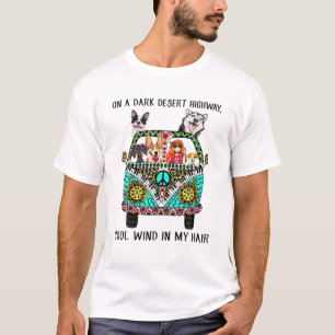Auf einem dunklen Wüstenweg Cool Wind und meine H T-Shirt