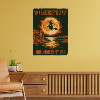 Auf einer dunklen Wüstenstraße Halloween Hexe Poster