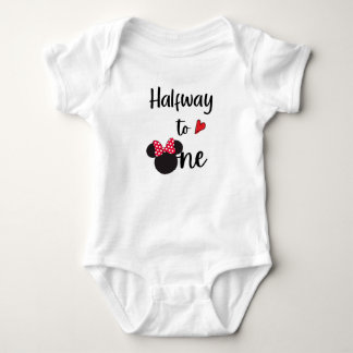 Auf halben Weg zu einem Minnie-Bodysuit Baby Strampler