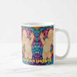 Auf Lachen behaltend Blasen Kaffeetasse