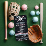 Aufdeckung der Gender Baseball-Invasion, blau oder<br><div class="desc">Team pink gegen Team blau. Mit diesem lustigen Ticketstil in Rosa und Blau präsentieren sich die Gäste zu Ihrem Baseball-Thema Gender-Enthüllungen. Der dunkle Chalkboard-Hintergrund lasse den pastellrosa und blauen Text. Perfekt für ein Baseballgeschlecht offenbart Party.</div>