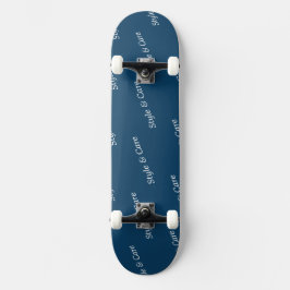 Auffälliges, benutzerdefiniertes Markenname-Textmu Skateboard