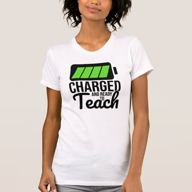 Aufgeladen und bereit, den T - Shirt der Frau zu u (Vorderseite)