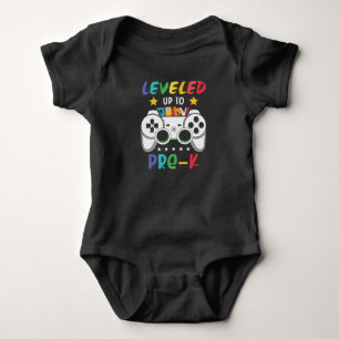 Aufgestiegen zum Pre-K-Gamer - Geschenk für Schula Baby Strampler