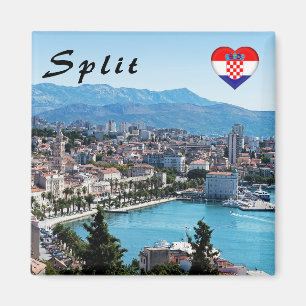 Aufgeteilte Stadtpromenade aus der Luft, Dalmatien Magnet