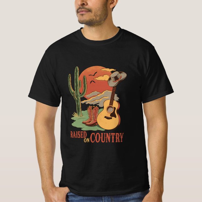 Aufgewachsen auf Land - rustikales Western-Design T-Shirt (Vorderseite)