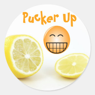 Aufkleber aufkleben