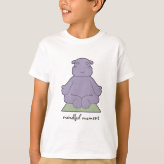 Aufmerksames Moment-Flusspferd scherzt T - Shirt