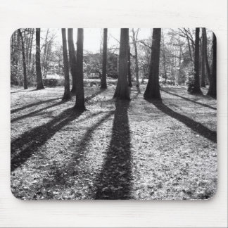 Auftauchender Wald Mousepad