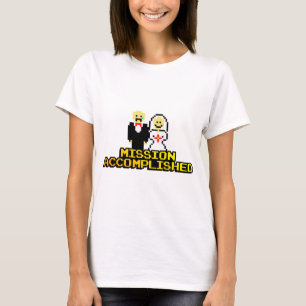 "Auftrag vollendete" Heirat (8-Bit) T-Shirt