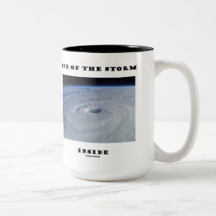 Auge des Sturms im Inneren (Auge des Hurrikans) Zweifarbige Tasse