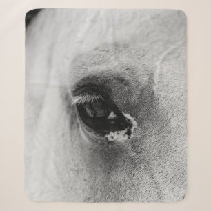 AUGE DES WEISSEN PFERDES SHERPADECKE