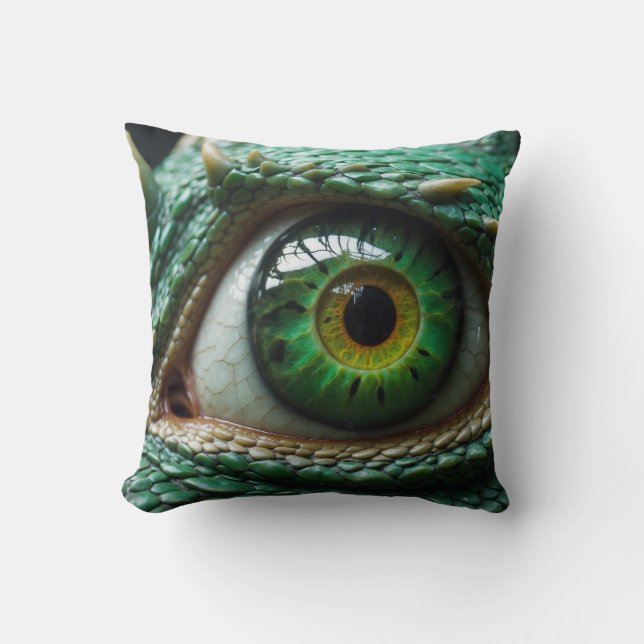 Auge eines Drachen Fantasiekunst Kissen (Vorderseite)