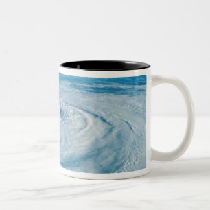 Auge eines Hurrikans Zweifarbige Tasse