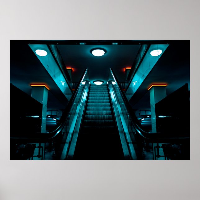 AUGENFOTOGRAFIE VON GRAUEM GEBÄUDE UNTER DEM WORT POSTER (Vorne)