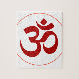 Aum- oder Om-Symbol (Dunkelrote Farbe)