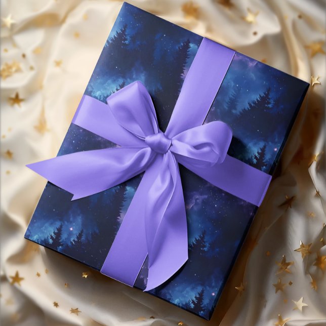 Aurora Borealis Forest Space Landschaft Geschenkpapier (Von Creator hochgeladen)