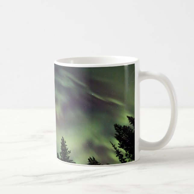 Aurora borealis in finnischem Lappland Kaffeetasse (Rechts)