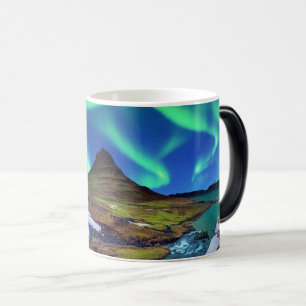 Aurora Borealis, Nordlichter bei Kirkjufell Verwandlungstasse